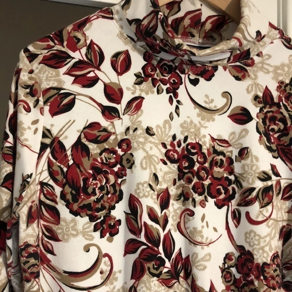 3/$25 Karen Scott Turtle Neck Style Top Size XL